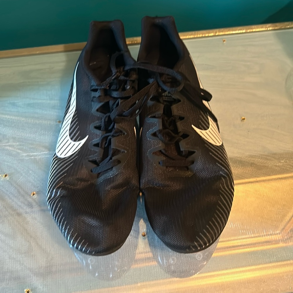 Nike size 11.5 men track shoes